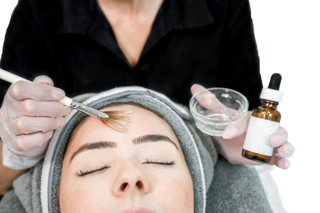 The Role Of Chemical Peels In Anti-Aging And Skincare Regimens